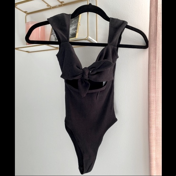Urban Outfitters Bodysuit - Picture 4 of 4
